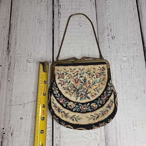 Lord & Taylor Small Clutch, Tapestry Handbag w/ Metal Golden Chain Vintage - Picture 8 of 10